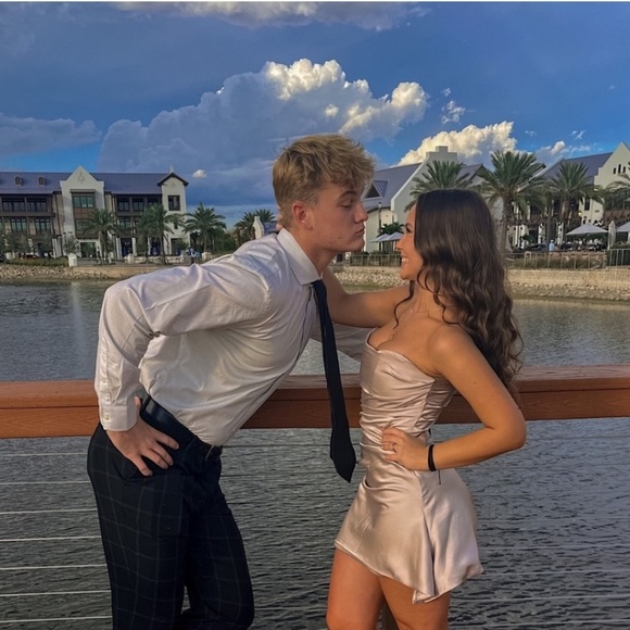 HOUSE OF CB 'Jasmine' Oyster Draped Strapless Corset Dress/Size S NWOT - Picture 3 of 13